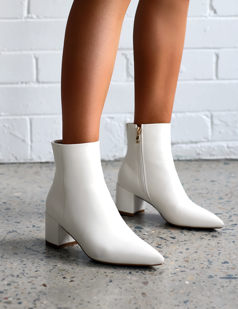 billini white boots