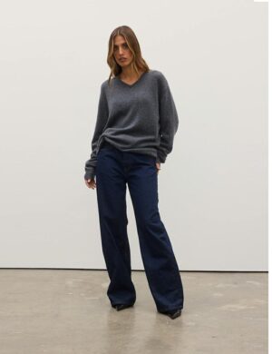 Bayse Brand Billie v Neck Sweater Gre