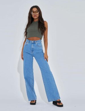 A Brand a 94 High and Wide Debbie