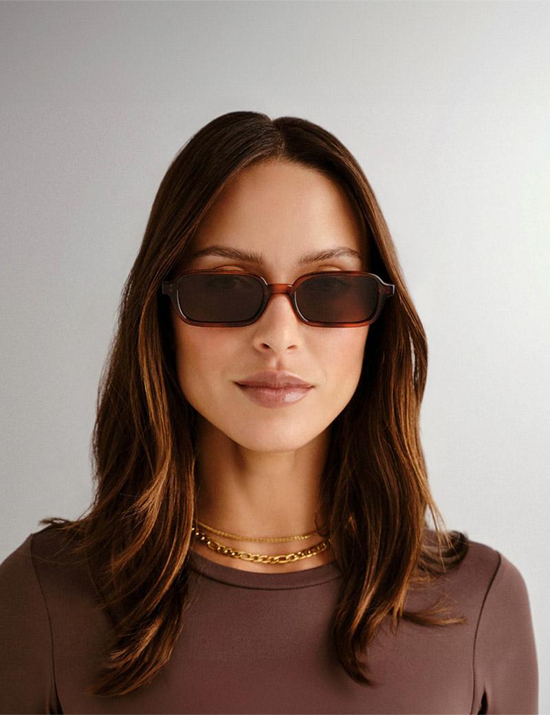 Le Specs Pilferer Toffee Tort