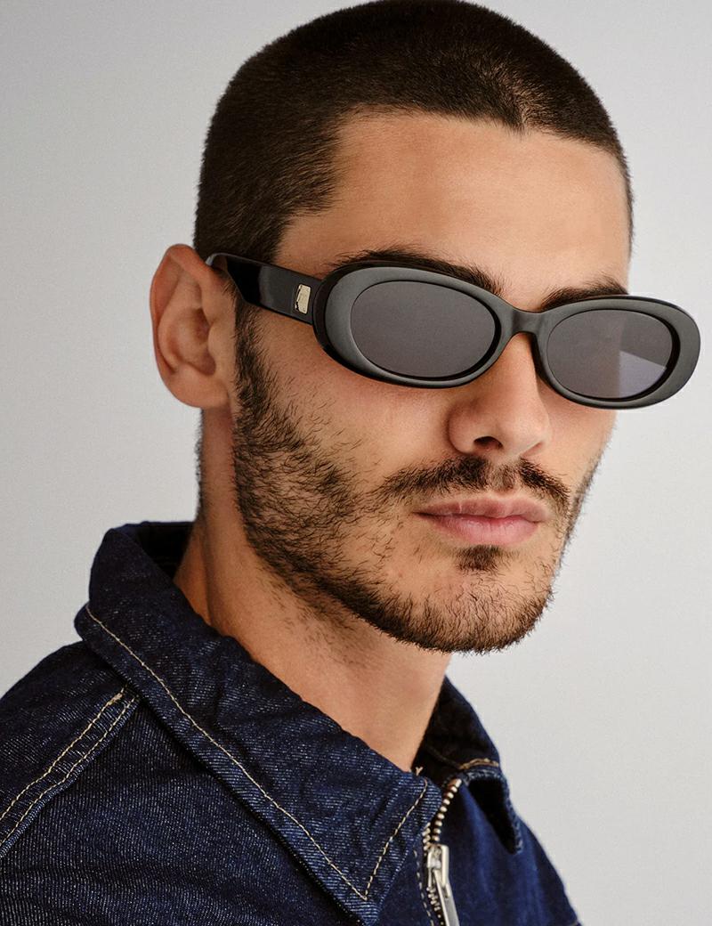 Le Specs Hey Ya Black