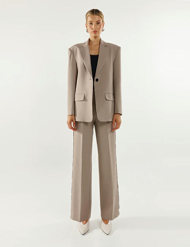 Madison the Label Domenica Blazer Taupe