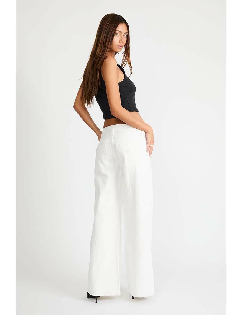 A Brand 00 Wide White Rcy