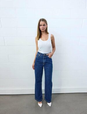 A Brand 94 Wide Petite Tara
