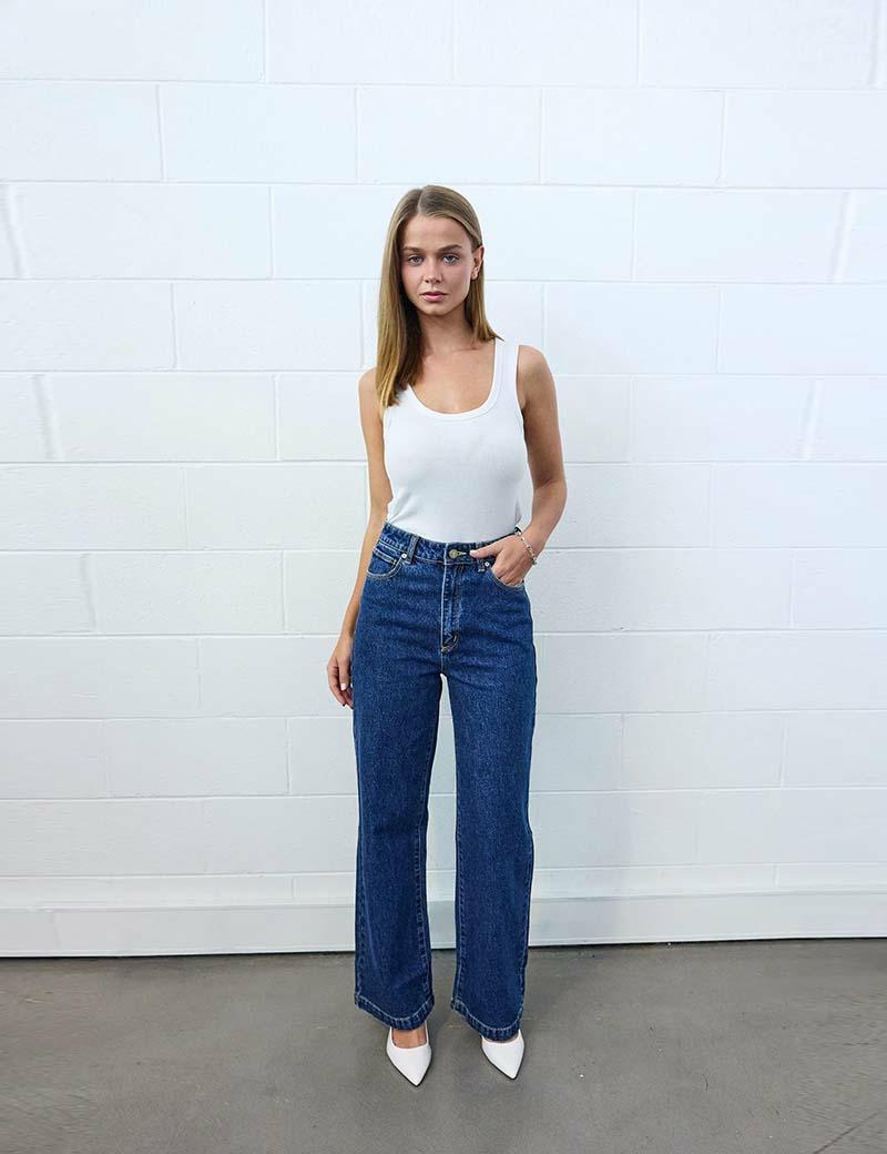 A Brand 94 Wide Petite Tara